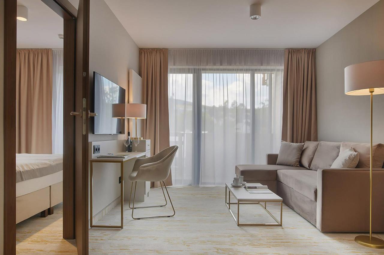 Five Seasons Aparthotel *