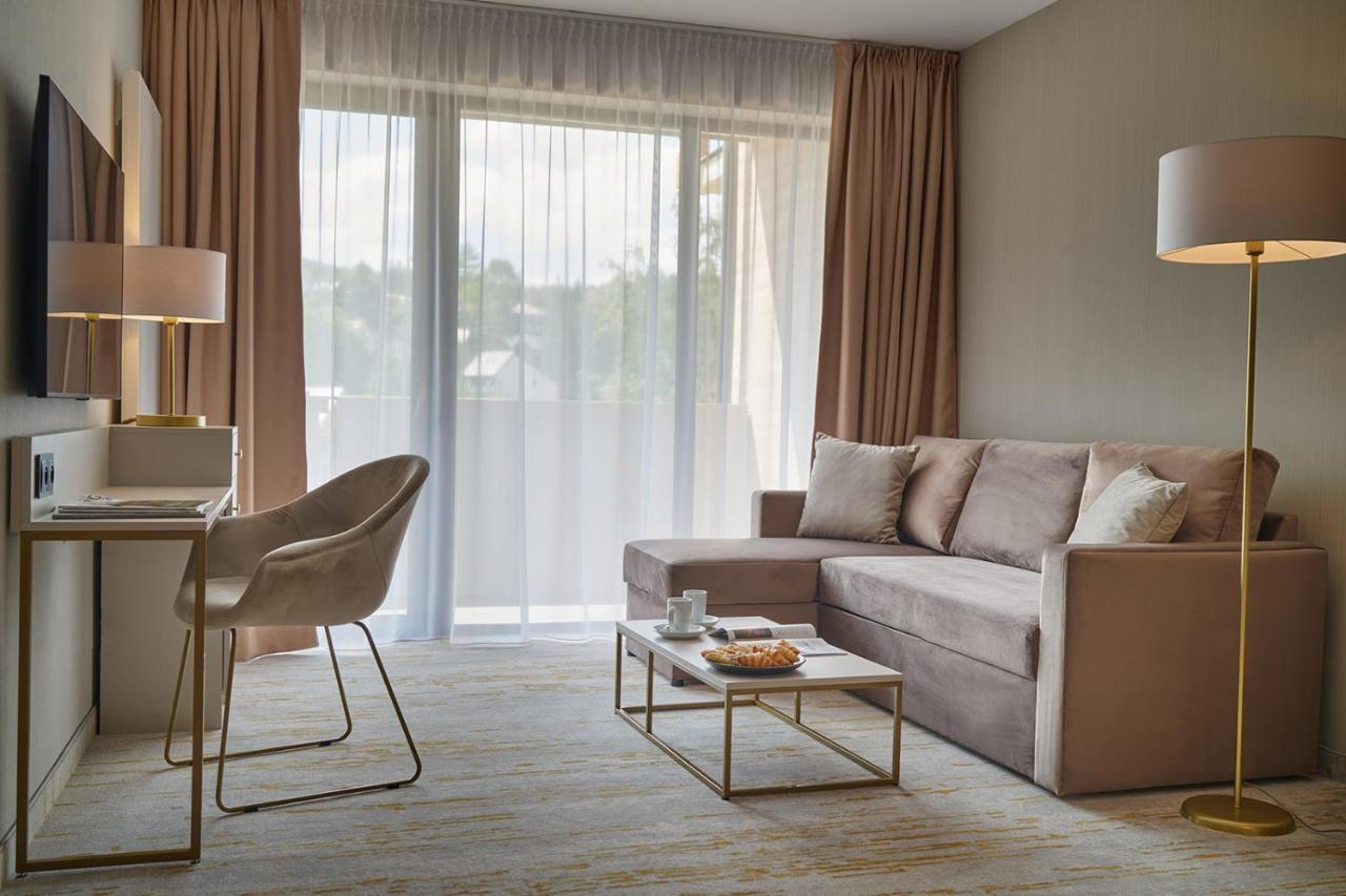 Five Seasons Aparthotel